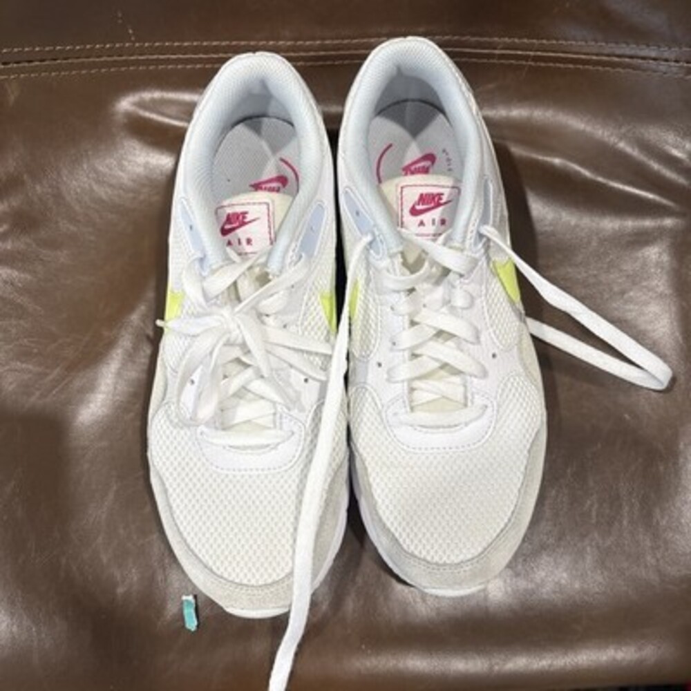 Size 8.5 - Nike Air Max SC White Lemon Fireberry W
